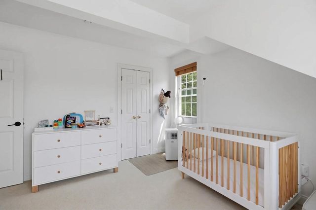 90 Carrington Ln 90, Uxbridge, MA 01569