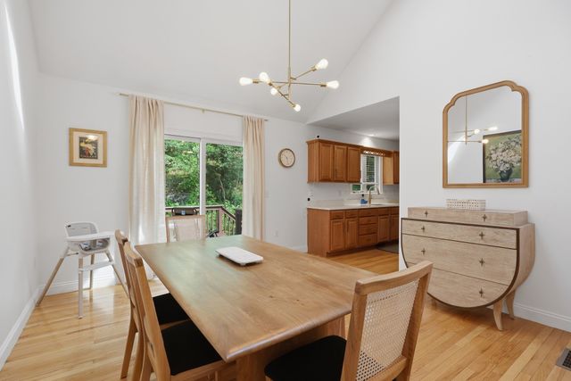 90 Carrington Ln 90, Uxbridge, MA 01569