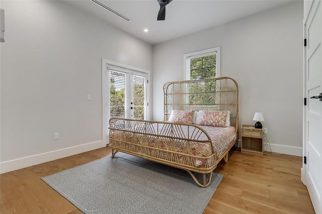 1111 W Annie ST, Austin, TX 78704