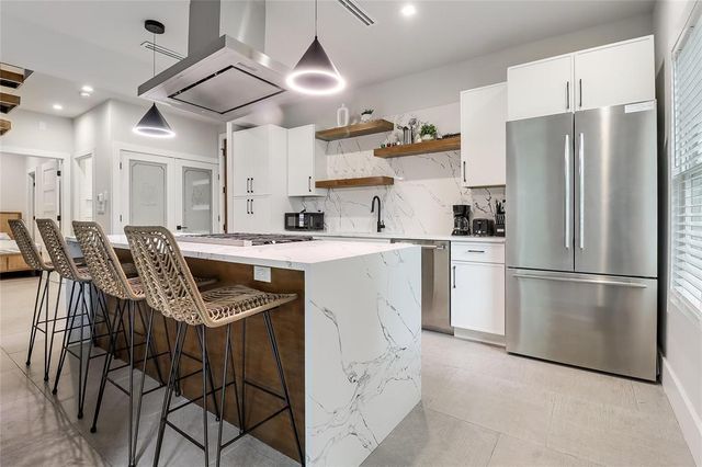 1111 W Annie ST, Austin, TX 78704