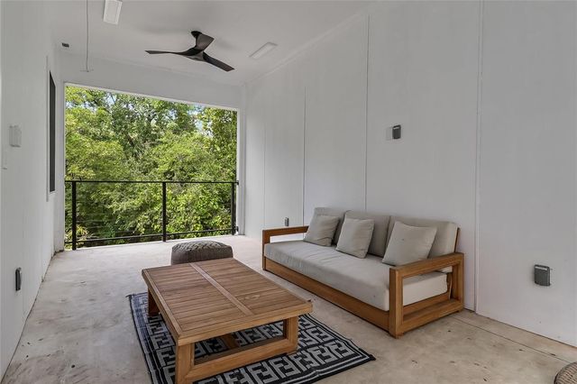 1111 W Annie ST, Austin, TX 78704