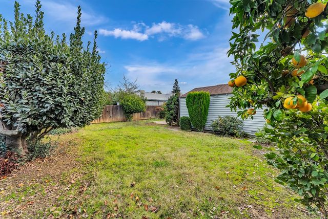 3931 60th St, Sacramento, CA 95820