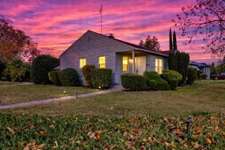 3931 60th St, Sacramento, CA 95820