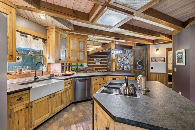 25002510 Chimney Springs Rd, Cookeville, TN 38506