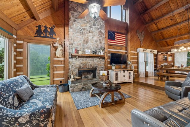 25002510 Chimney Springs Rd, Cookeville, TN 38506