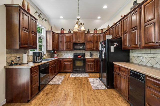 25002510 Chimney Springs Rd, Cookeville, TN 38506