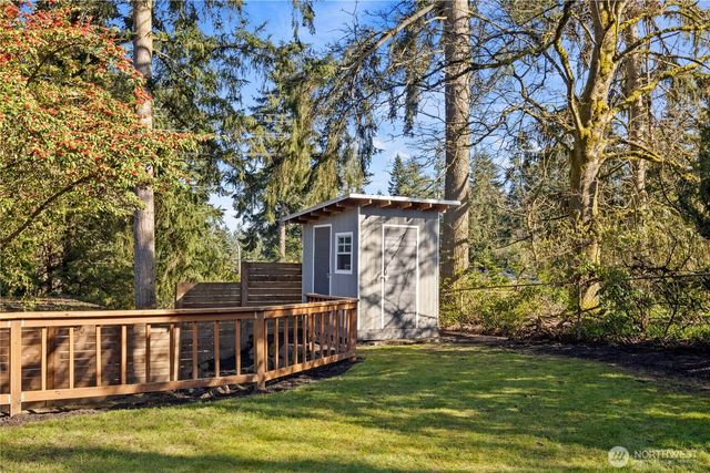 541 NE 130th Street, Seattle, WA 98125