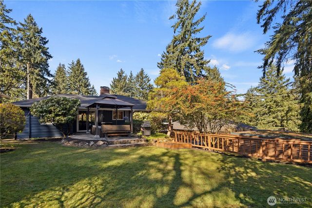 541 NE 130th Street, Seattle, WA 98125