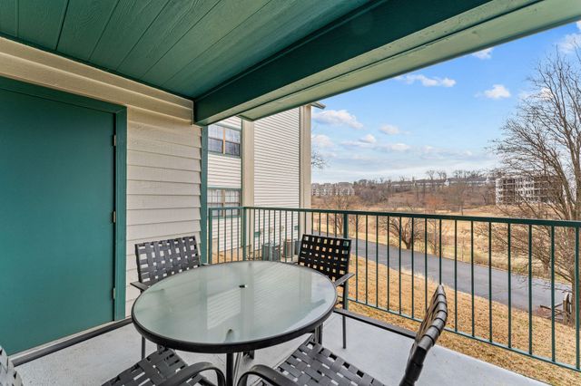 2700 Green Mountain Drive 1, Branson, MO 65616