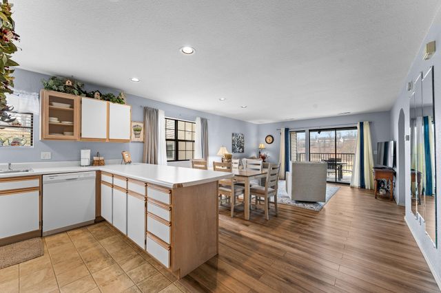 2700 Green Mountain Drive 1, Branson, MO 65616