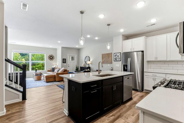 14480 Twin Lakes Circle, Burnsville, MN 55306