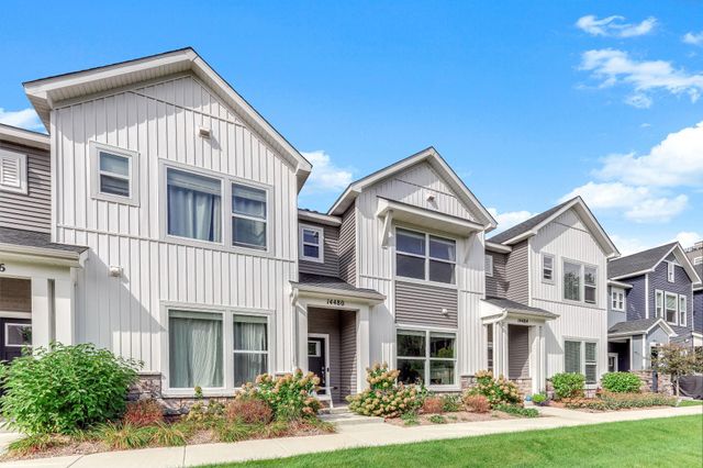 14480 Twin Lakes Circle, Burnsville, MN 55306