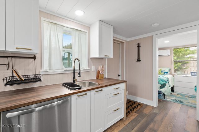 4 Sunny Shore Drive, Ormond Beach, FL 32176