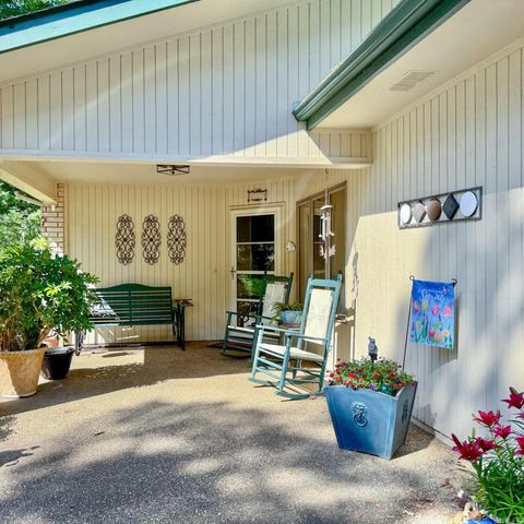 2 Meseta Lane, Hot Springs Village, AR 71909