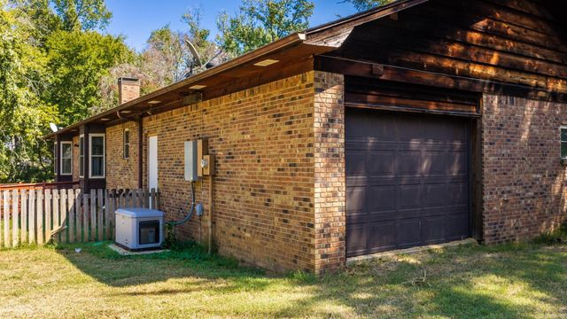 11 Evert Court, Little Rock, AR 72210