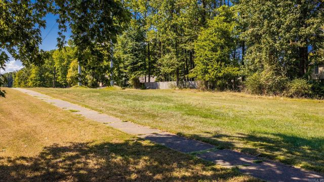 11 Evert Court, Little Rock, AR 72210
