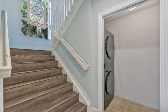 9057 SW 161st Terrace, Palmetto Bay, FL 33157