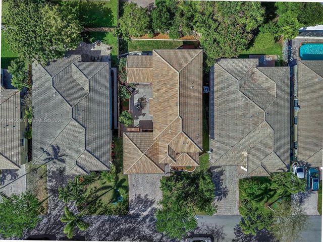 9057 SW 161st Terrace, Palmetto Bay, FL 33157