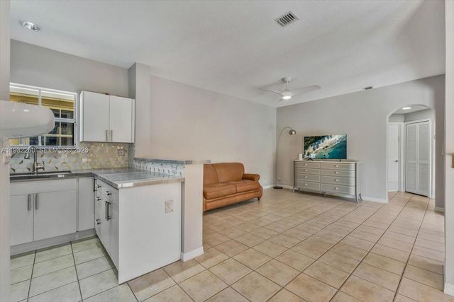 9057 SW 161st Terrace, Palmetto Bay, FL 33157