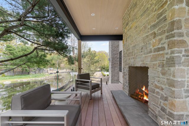 259 Frogtown Road, New Canaan, CT 06840