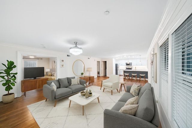 1621 Heights Boulevard 4, Houston, TX 77008
