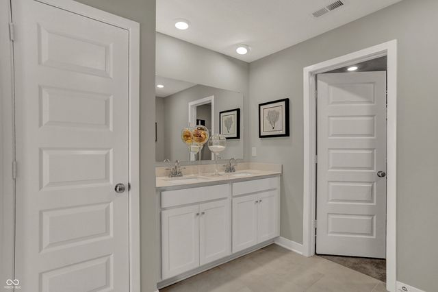 12997 South Rim Drive, Noblesville, IN 46060