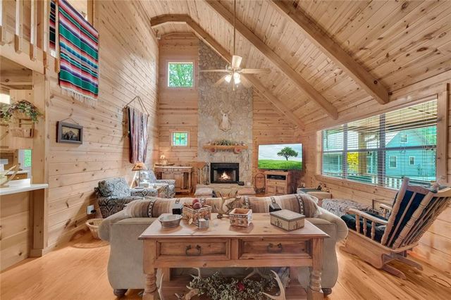 122 Sky High Drive, Blairsville, GA 30512