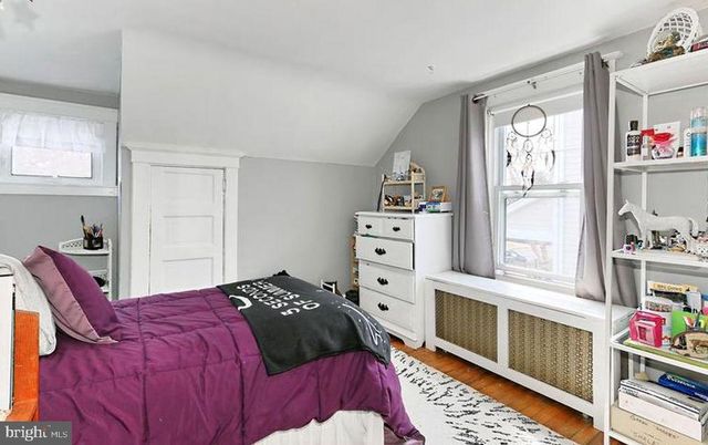 300 S EDGEWOOD ST, Arlington, VA 22204