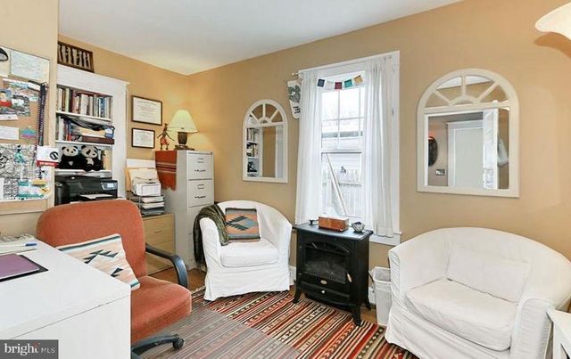 300 S EDGEWOOD ST, Arlington, VA 22204