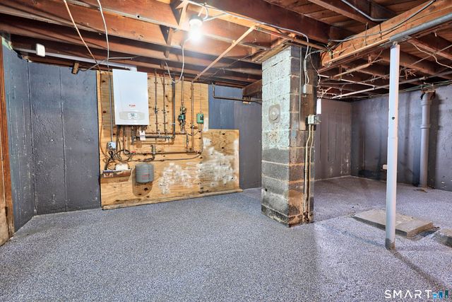 402 Homestead Avenue, Waterbury, CT 06705