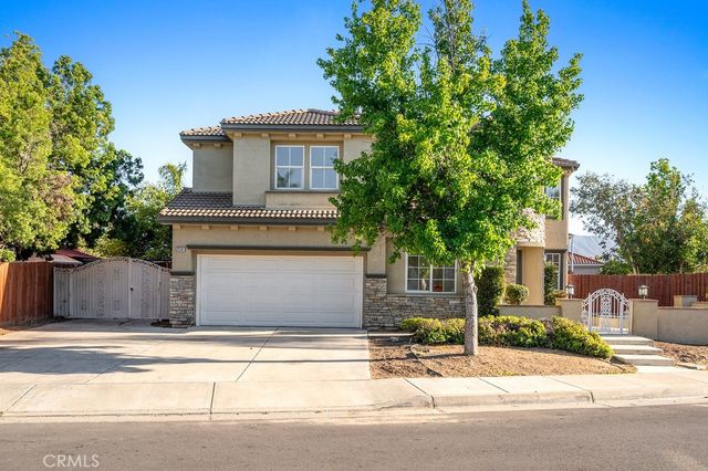 31501 Stoney Creek Drive, Lake Elsinore, CA 92532