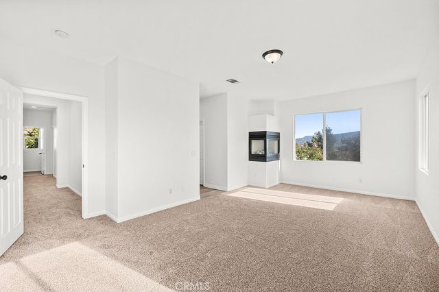 31501 Stoney Creek Drive, Lake Elsinore, CA 92532