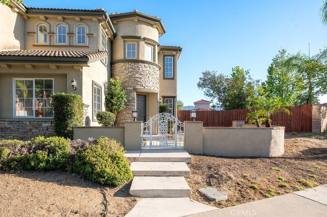 31501 Stoney Creek Drive, Lake Elsinore, CA 92532