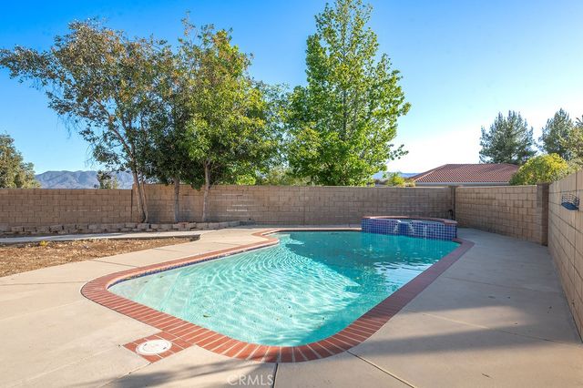 31501 Stoney Creek Drive, Lake Elsinore, CA 92532