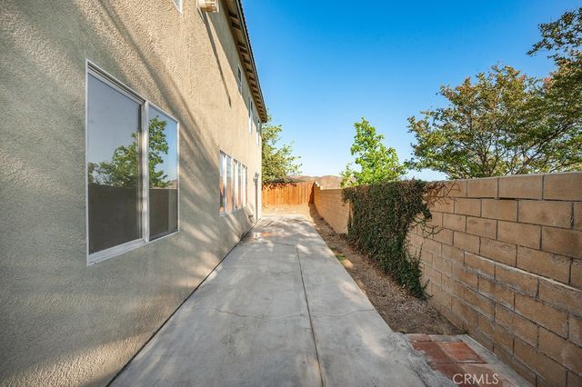 31501 Stoney Creek Drive, Lake Elsinore, CA 92532