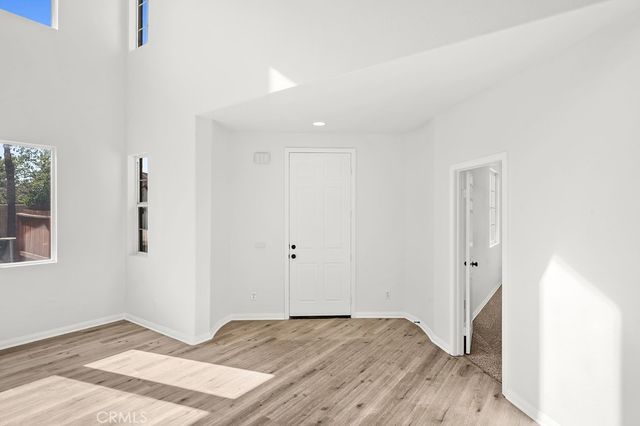 31501 Stoney Creek Drive, Lake Elsinore, CA 92532