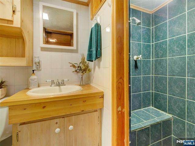 42 Hay Avenue, Nutley, NJ 07110