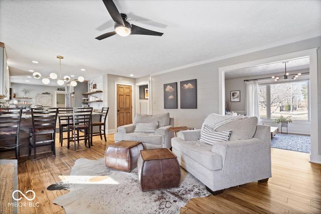 6585 Crown Drive, Brownsburg, IN 46112