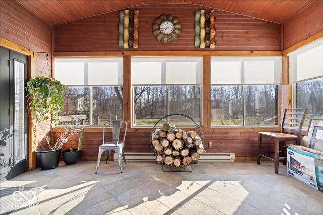 6585 Crown Drive, Brownsburg, IN 46112