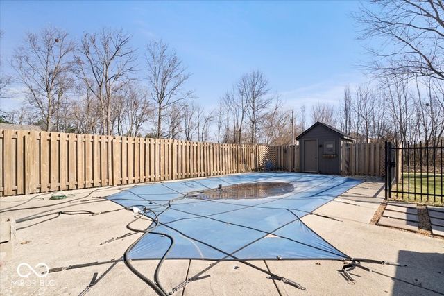 6585 Crown Drive, Brownsburg, IN 46112