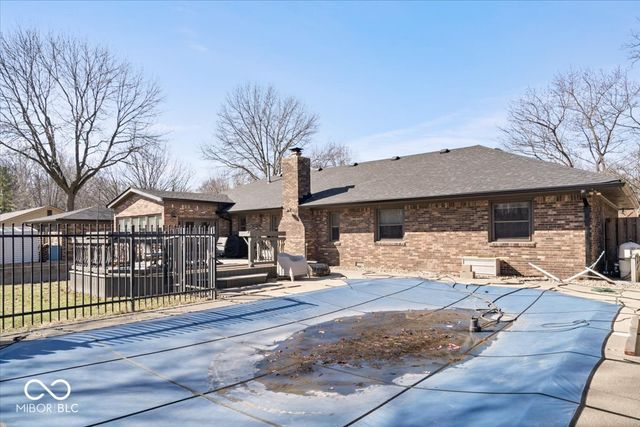 6585 Crown Drive, Brownsburg, IN 46112