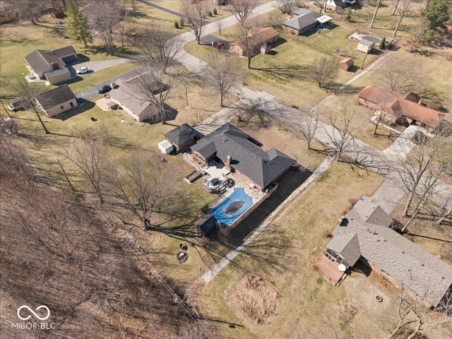 6585 Crown Drive, Brownsburg, IN 46112