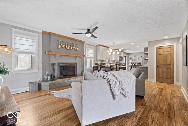 6585 Crown Drive, Brownsburg, IN 46112