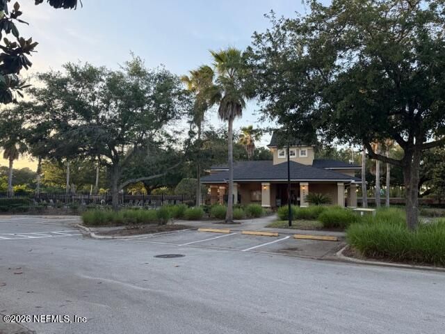 4494 ELLIPSE Drive, Jacksonville, FL 32246