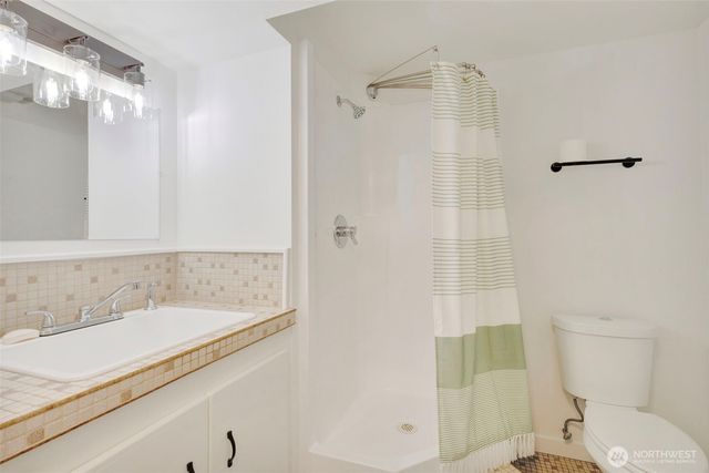 144 Amherst Street, Fircrest, WA 98466