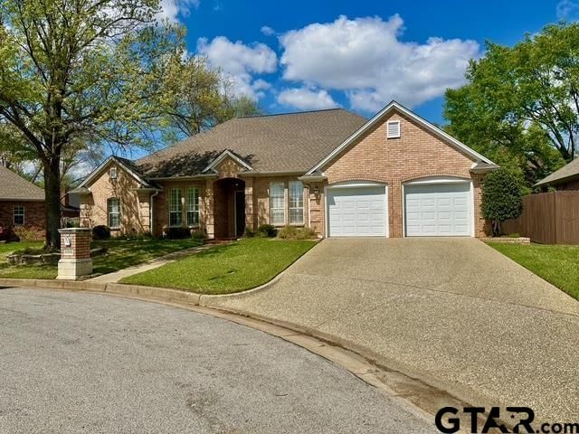 2201 Bradbury Ct, Tyler, TX 75703