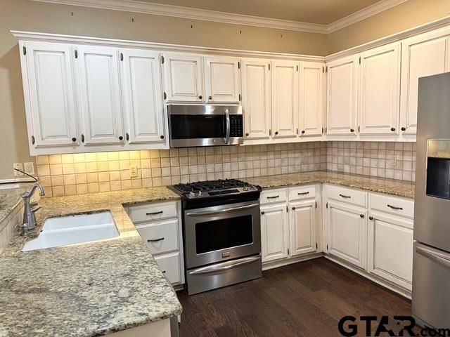 2201 Bradbury Ct, Tyler, TX 75703