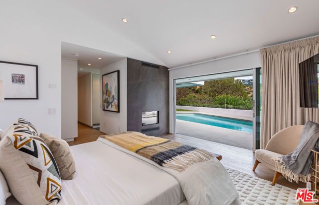 1667 Rising Glen Road, Los Angeles, CA 90069