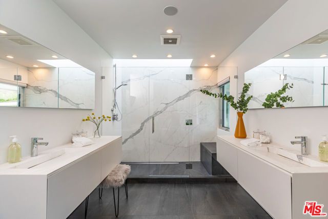 1667 Rising Glen Road, Los Angeles, CA 90069
