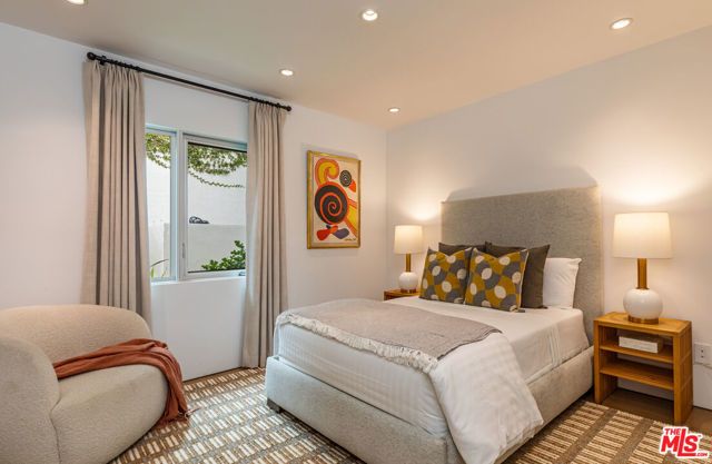1667 Rising Glen Road, Los Angeles, CA 90069